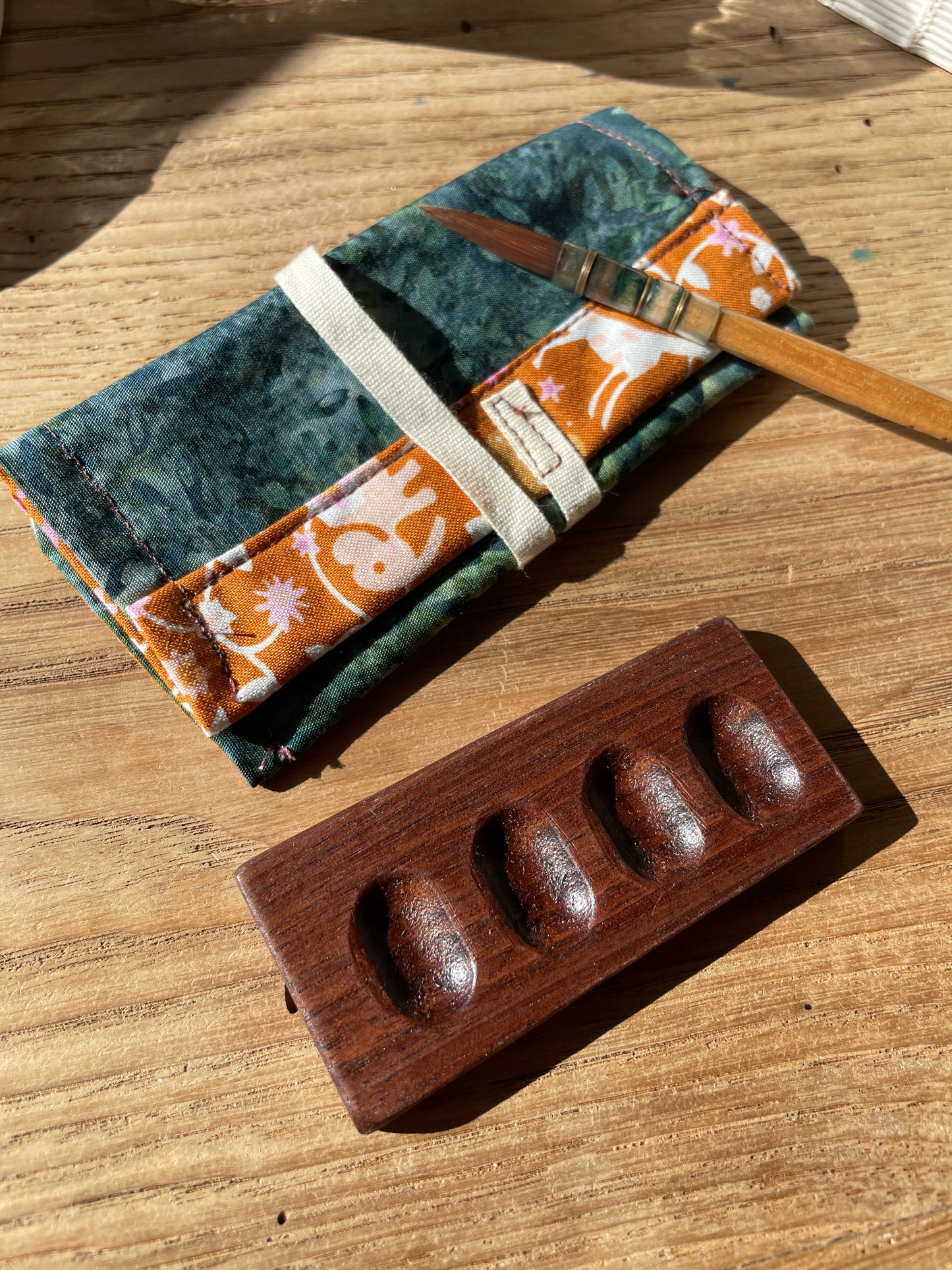 4 Well Watercolor TinyPalette, walnut