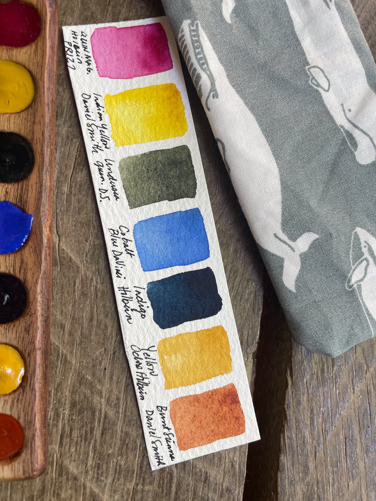 7 Well Watercolor Palette, Walnut