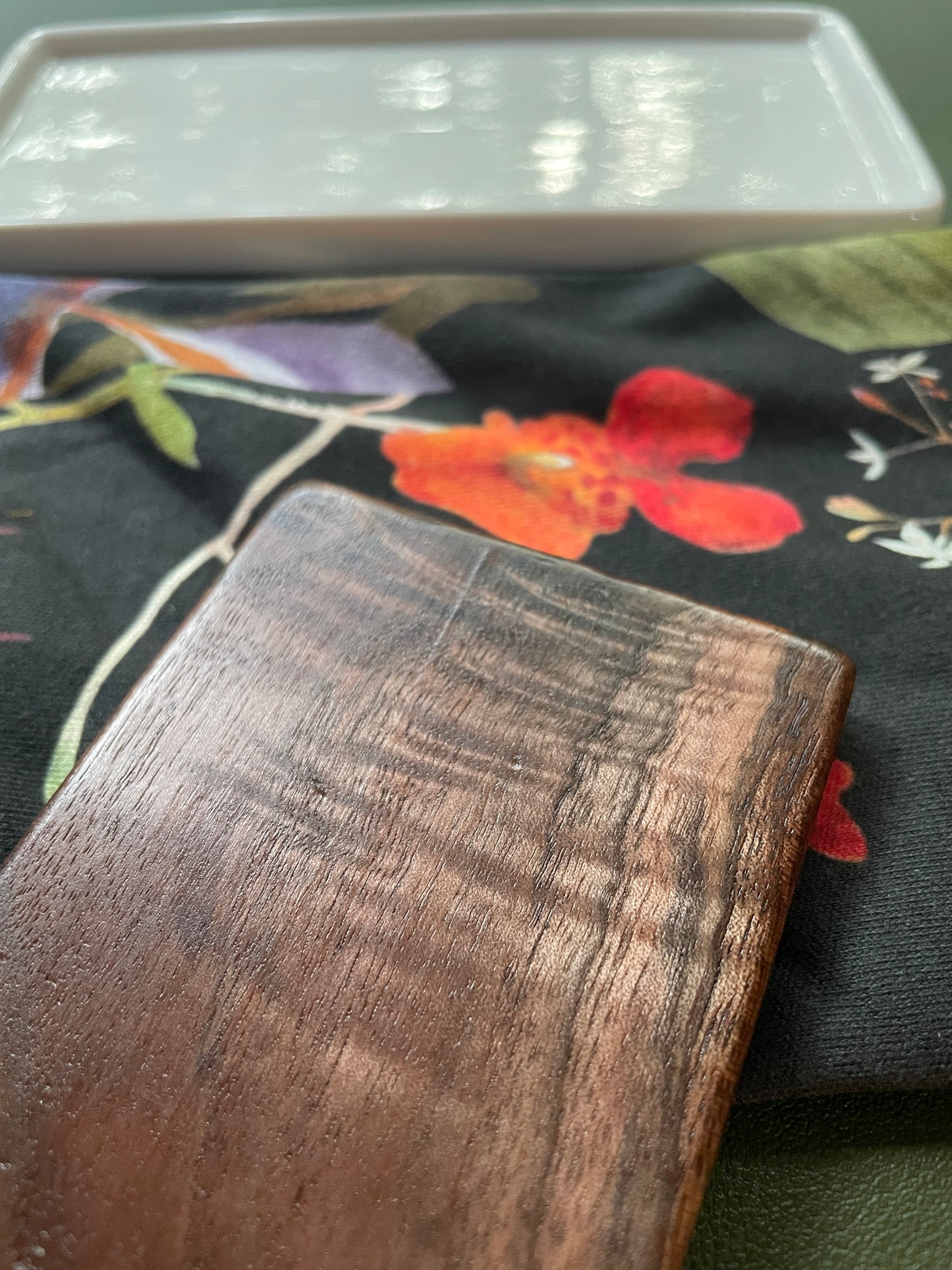 22 Well Watercolor Palette, walnut and ceramic palette