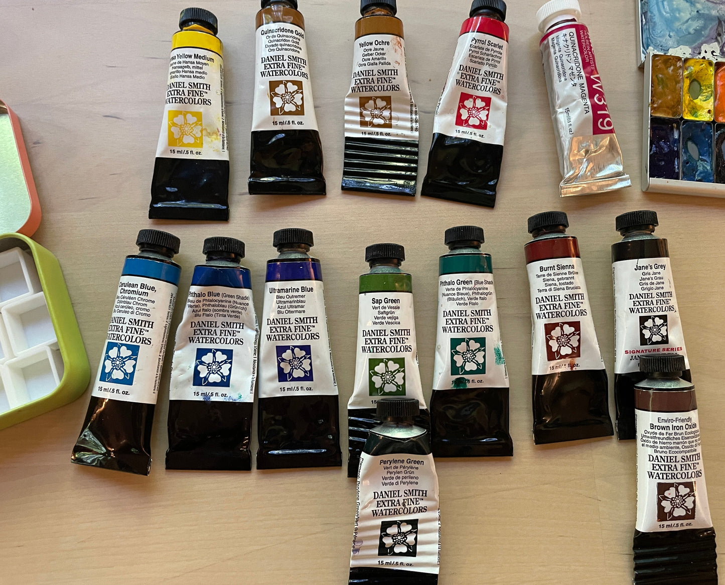 Paint, Watercolor to fill in wooden palette