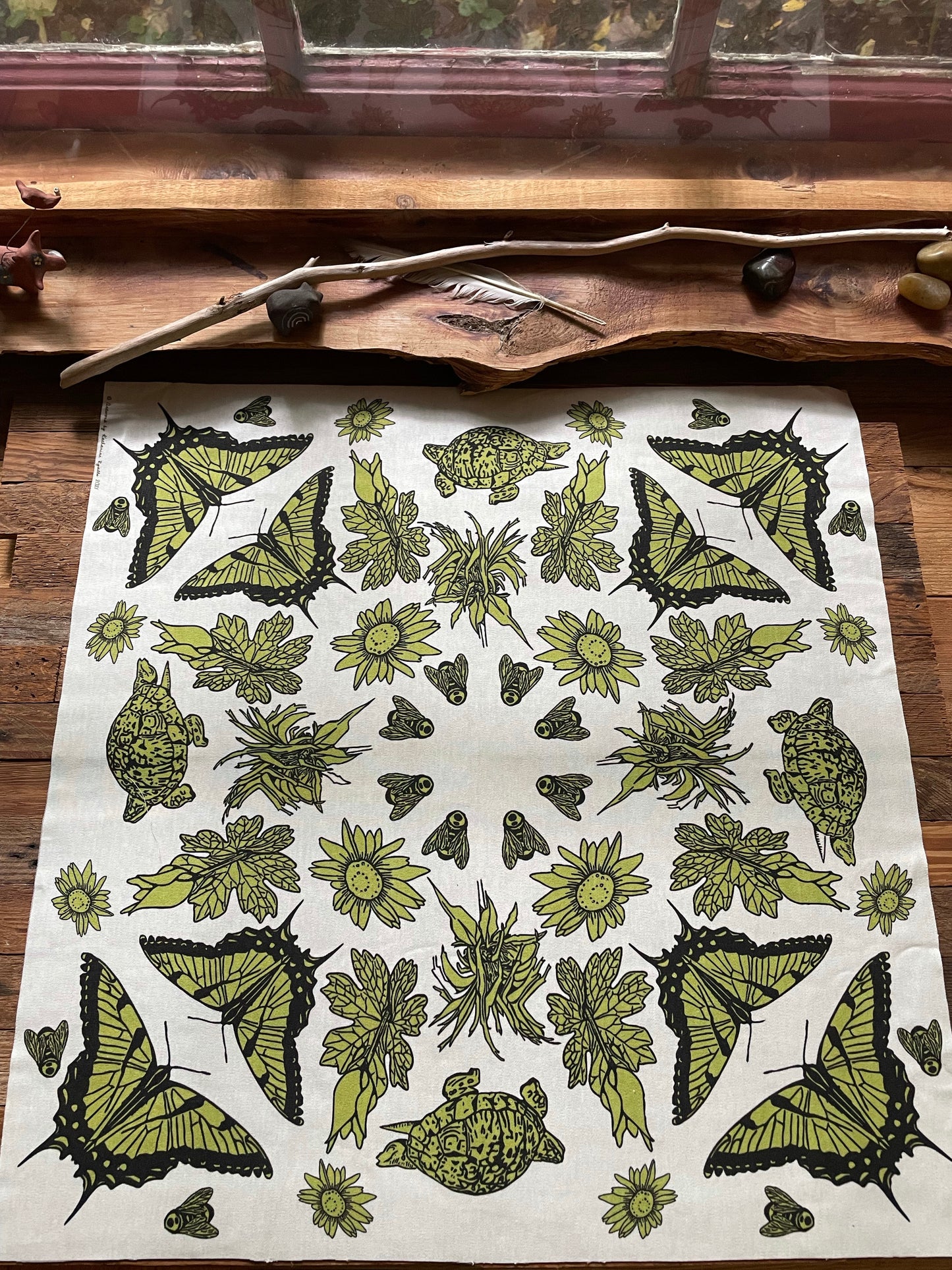Local Nature READING CLOTH / BANDANA 19x19"