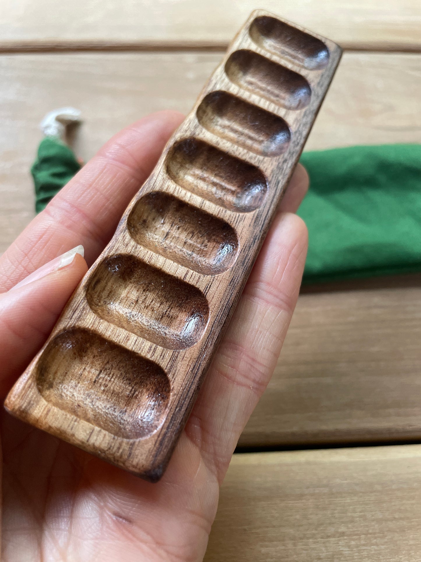 7 Well Watercolor Palette, walnut green bag
